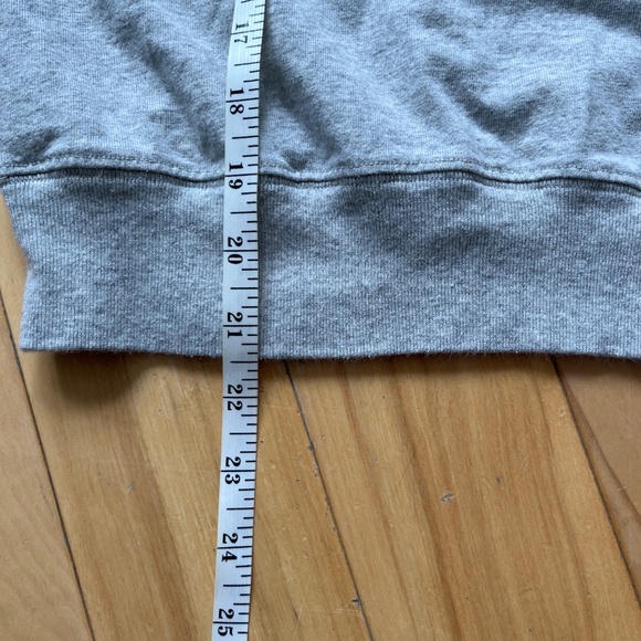 Everlane The Off-Duty Long-Sleeve Tee - Picture 5 of 5